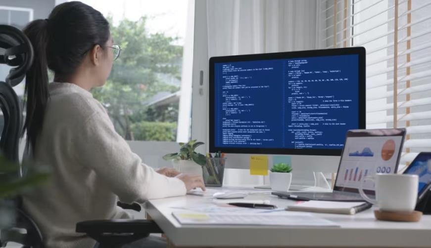 乐都区企业数字化解决方案:机器学习赋能商业模式升级的核心路径